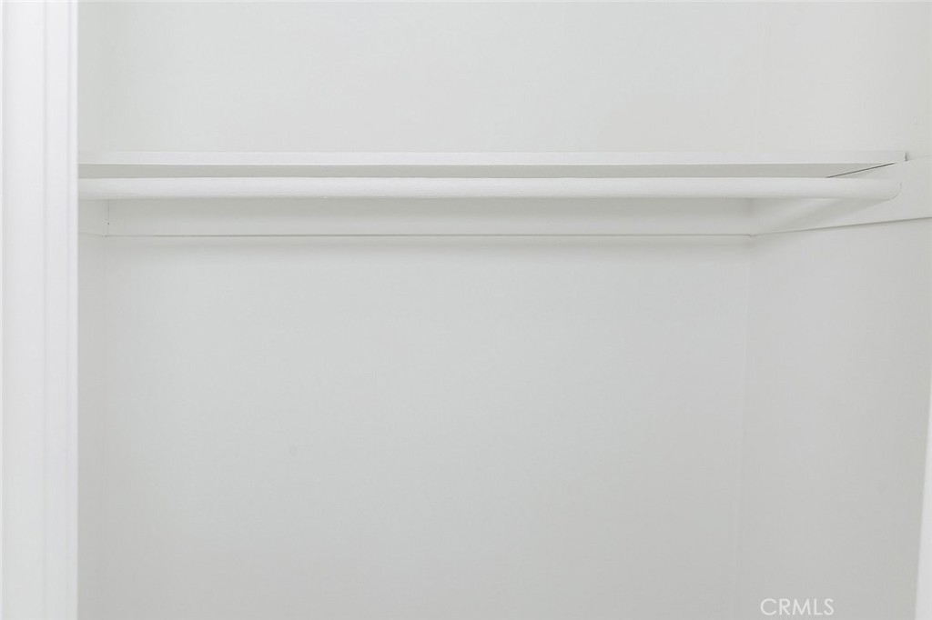 https://media.crmls.org/medias/45d24f0b-5f88-4882-855f-14d1c5d18c3d.jpg?preset=X-Large