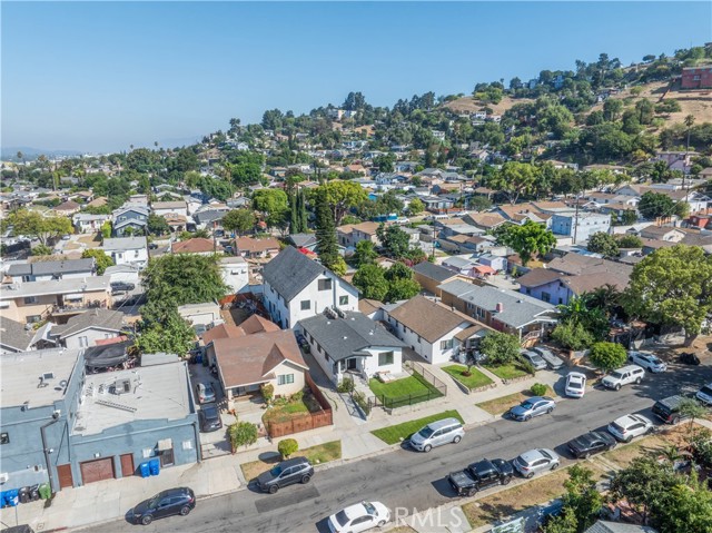 Detail Gallery Image 30 of 36 For 3115 Arvia St 1b,  Los Angeles,  CA 90065 - 5 Beds | 2 Baths