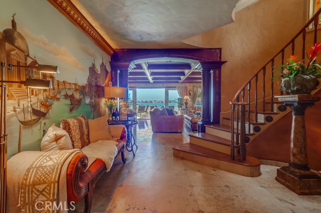 6048 Lido Lane, Long Beach CA: https://media.crmls.org/medias/45d2bee2-8025-40e3-a80e-f65465f65039.jpg
