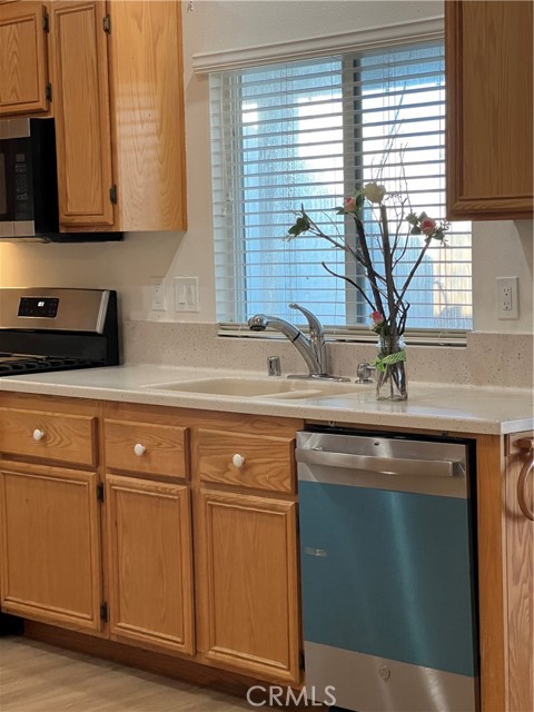 Detail Gallery Image 43 of 61 For 14751 Indian Wells, Victorville,  CA 92394 - 4 Beds | 3 Baths