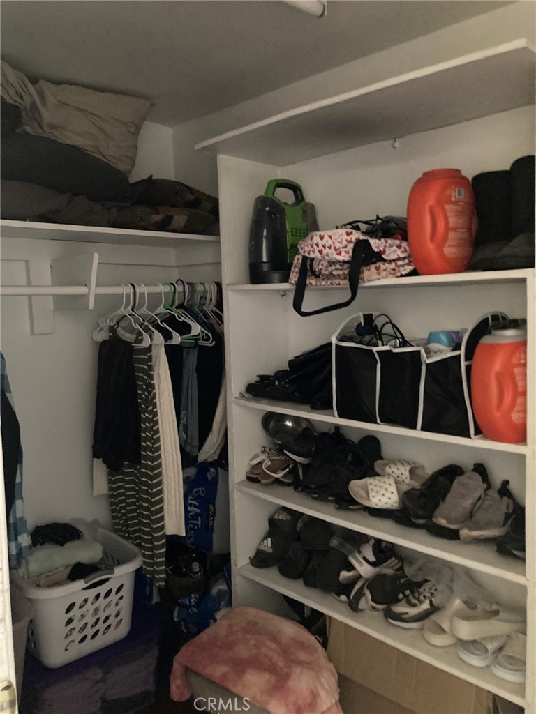https://media.crmls.org/medias/45d2e90c-3335-4bd0-9b89-6288da77ded0.jpg?preset=X-Large