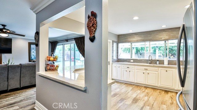 22941 Belquest Drive, Lake Forest CA: https://media.crmls.org/medias/45d39101-3ebd-44f8-b7b4-b9ff206237b4.jpg