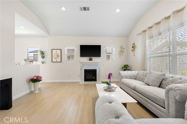 Image 7 of 38 For 8692 Belmont Street A