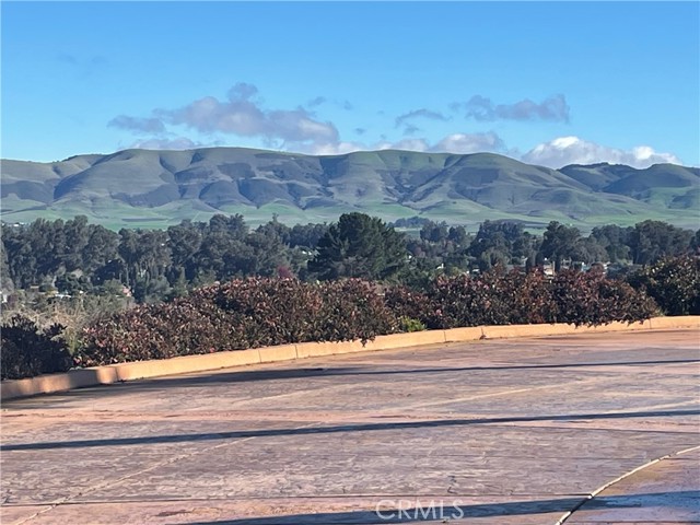 1685 Scenic View Way, Nipomo CA: https://media.crmls.org/medias/45d3efa7-f31d-456f-ab06-9b65baa0afde.jpg