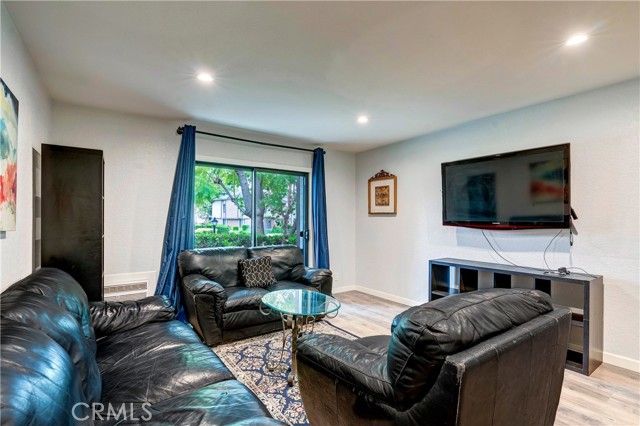 Detail Gallery Image 7 of 32 For 20702 El Toro Rd #187,  Lake Forest,  CA 92630 - 1 Beds | 1 Baths