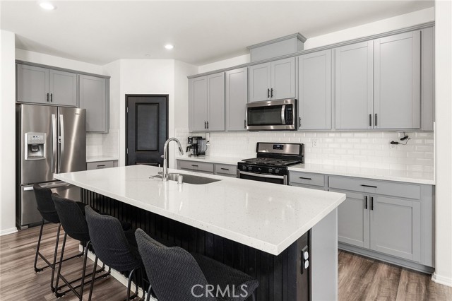 Detail Gallery Image 7 of 25 For 29140 Gardenia, Lake Elsinore,  CA 92530 - 4 Beds | 3/1 Baths