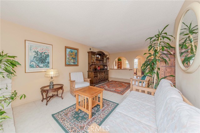 Detail Gallery Image 12 of 54 For 1511 W Hill Ave, Fullerton,  CA 92833 - 3 Beds | 3 Baths