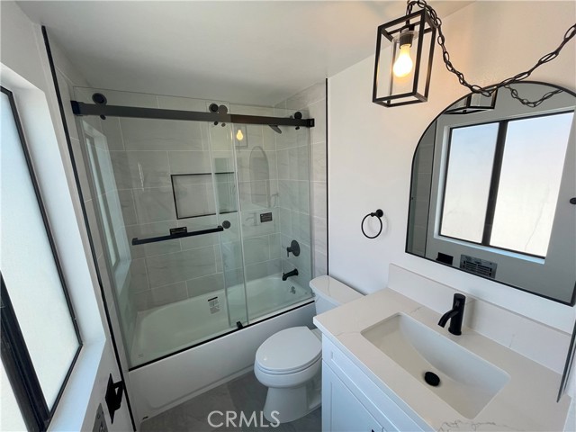4640 Glencoe Avenue, Marina del Rey CA: https://media.crmls.org/medias/45d6df49-72be-4a98-ae84-8630db87ffbc.jpg
