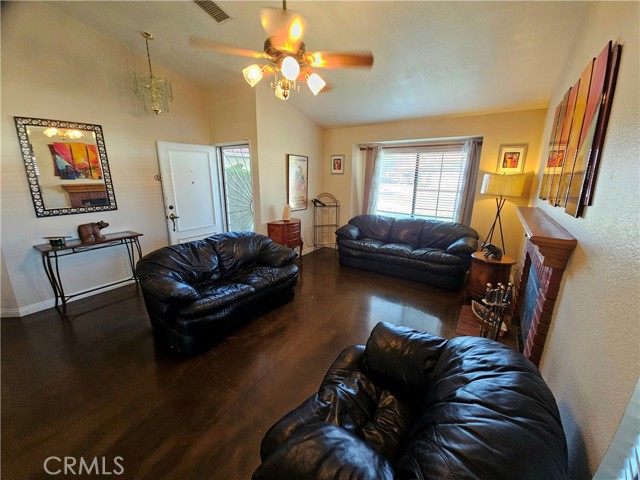 Image 16 of 35 For 27075 Rio Vista Drive