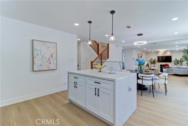 11428 Snowdrop Avenue, Fountain Valley CA: https://media.crmls.org/medias/45d85df0-4823-499c-b128-0b47aae4d1e3.jpg