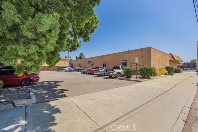 Image 2 of 8 For 925 Garey Avenue