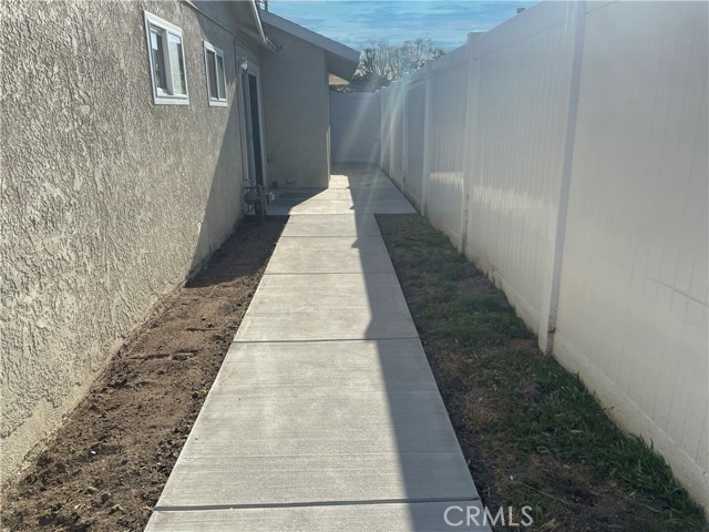 14332 Thunderbird Circle, Huntington Beach CA: https://media.crmls.org/medias/45d8808d-3b7a-4039-bd00-6d7915c1f108.jpg