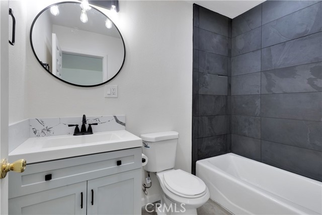 Detail Gallery Image 14 of 24 For 61638 La Jolla, Joshua Tree,  CA 92252 - 4 Beds | 2 Baths