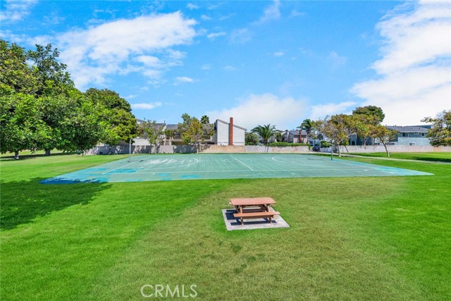 4736 Cielo Drive, Huntington Beach CA: https://media.crmls.org/medias/45d9e217-2339-482c-846d-98dcdeed052e.jpg