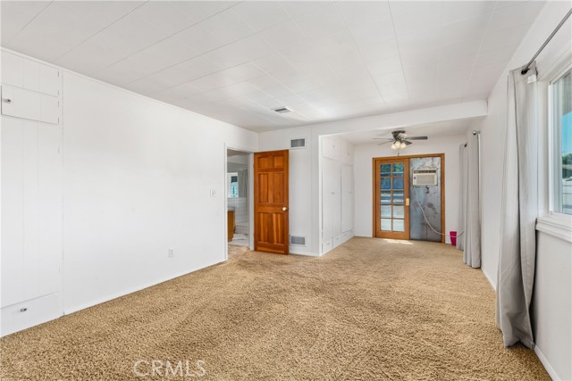 9600 51st, Jurupa Valley CA: https://media.crmls.org/medias/45da19ab-b28a-4e82-a019-54e9cddba547.jpg