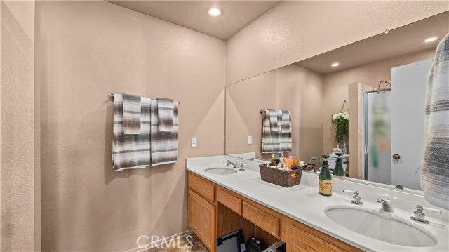 Detail Gallery Image 22 of 45 For 2215 Arabian Way, Corona,  CA 92879 - 3 Beds | 2/1 Baths