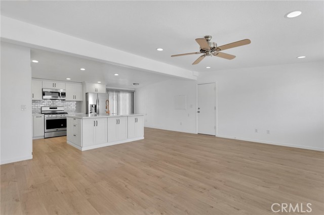 Detail Gallery Image 7 of 40 For 8770 Glendale, Hesperia,  CA 92345 - 3 Beds | 2 Baths