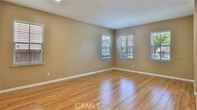 1765 Yvonne Court, Riverside CA: https://media.crmls.org/medias/45dc0ace-db35-4103-97dc-9e6322884691.jpg