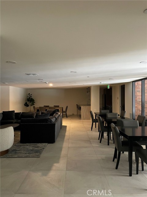 Detail Gallery Image 29 of 32 For 200 N Swall Dr #L252,  Beverly Hills,  CA 90211 - 2 Beds | 2 Baths