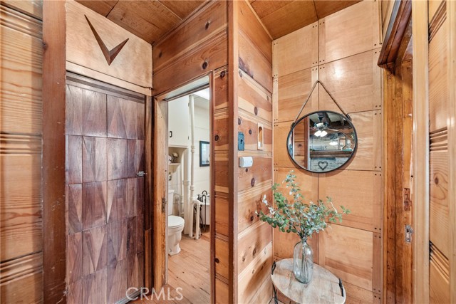 Detail Gallery Image 10 of 38 For 795 Glen View Ln, Twin Peaks,  CA 92391 - 3 Beds | 2 Baths