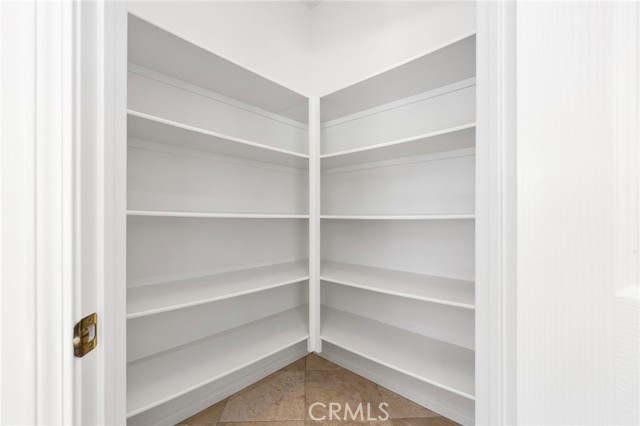 Detail Gallery Image 19 of 49 For 75 Ashford, Irvine,  CA 92618 - 4 Beds | 2/1 Baths