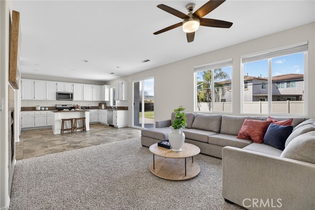 Detail Gallery Image 13 of 64 For 5996 Celeste, Hemet,  CA 92545 - 5 Beds | 3 Baths