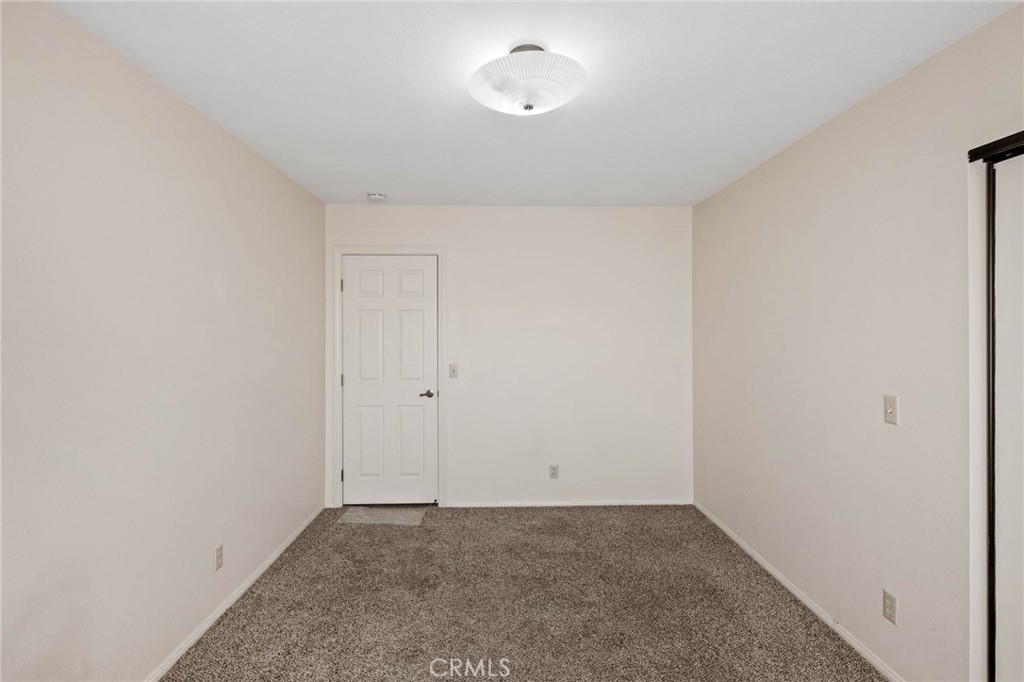https://media.crmls.org/medias/45ddcc7d-e658-4a32-8c7f-0a62ce39e514.jpg?preset=X-Large