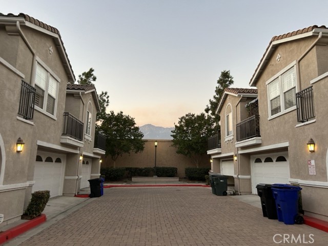 Detail Gallery Image 1 of 28 For 11450 Church St #120,  Rancho Cucamonga,  CA 91730 - 3 Beds | 2/1 Baths