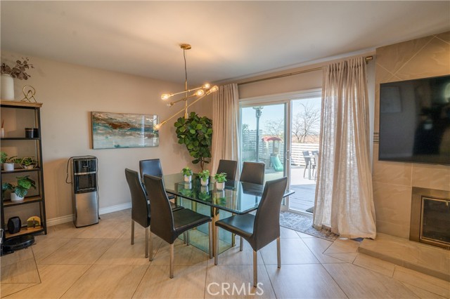 Detail Gallery Image 9 of 42 For 2067 Glentree, Lomita,  CA 90717 - 4 Beds | 4 Baths