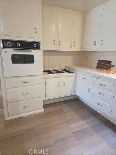 Detail Gallery Image 11 of 18 For 1660 Glenview Rd #78 J.,  Seal Beach,  CA 90740 - 2 Beds | 1 Baths