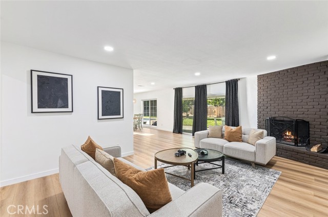 Detail Gallery Image 12 of 36 For 5651 Magnolia Ave, Rialto,  CA 92377 - 3 Beds | 2 Baths