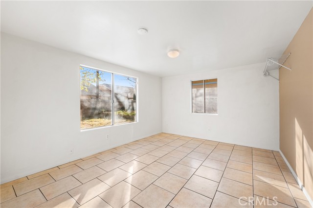 Detail Gallery Image 19 of 40 For 1252 E Avenue R6, Palmdale,  CA 93550 - 3 Beds | 1 Baths