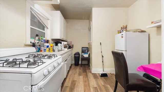 Detail Gallery Image 10 of 17 For 323 W 4th St #201,  Long Beach,  CA 90802 - 1 Beds | 1 Baths
