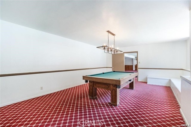 Image 13 of 28 For 5349 Newcastle Avenue 18