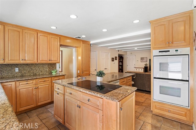 22666 Margarita Drive, Woodland Hills CA: https://media.crmls.org/medias/45e0d8db-a0f0-4f4f-a907-6f8fdce1fc97.jpg