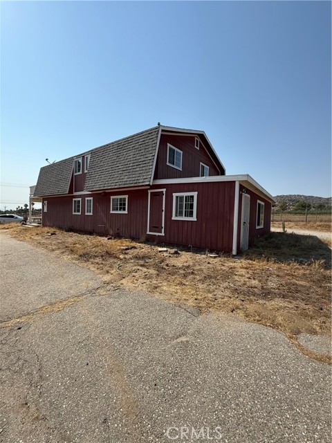 Detail Gallery Image 2 of 3 For 25300 Juniper Flats Rd, Homeland,  CA 92548 - 3 Beds | 2 Baths