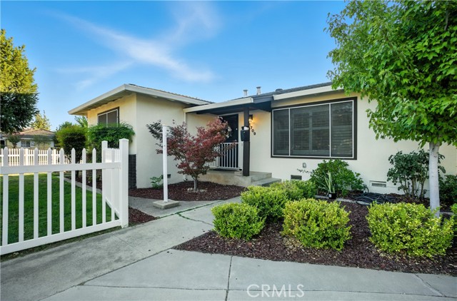 Detail Gallery Image 3 of 19 For 1709 Brenda Way, Turlock,  CA 95382 - 3 Beds | 2 Baths