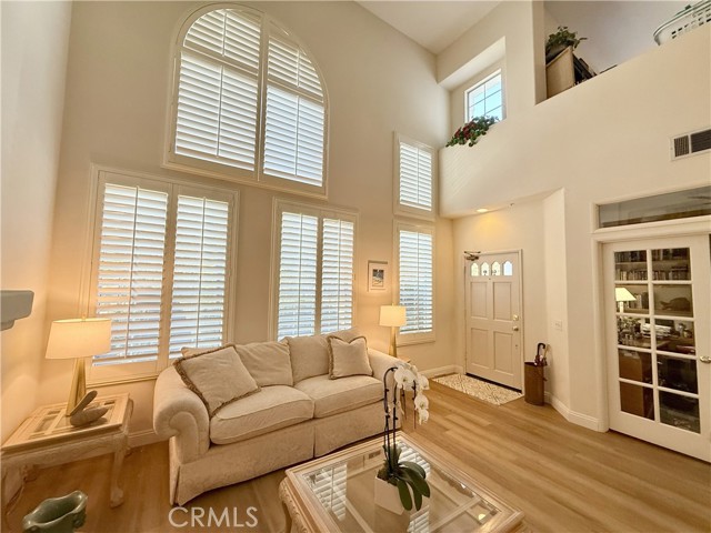 48 Hawksmoor, Aliso Viejo CA: https://media.crmls.org/medias/45e1d84a-e43b-4f05-8e6d-85cd0d9da4bc.jpg