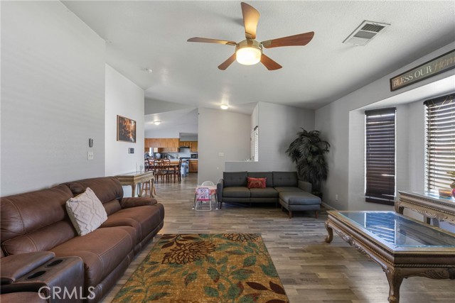 Detail Gallery Image 11 of 30 For 737 Concord Ct, Mc Farland,  CA 93250 - 3 Beds | 2 Baths