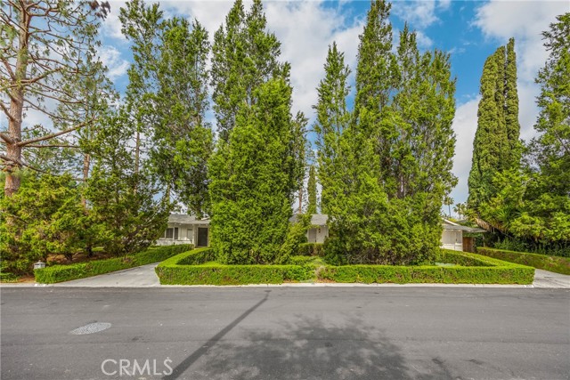 Detail Gallery Image 4 of 74 For 5631 Chalon Rd, Yorba Linda,  CA 92886 - 4 Beds | 3/1 Baths