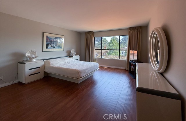 3663 Los Feliz Boulevard, Los Angeles CA: https://media.crmls.org/medias/45e4172c-e01c-4d12-9725-b930a3e1afa1.jpg