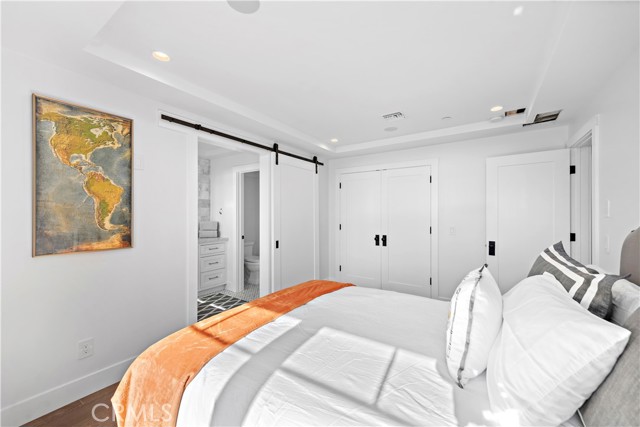 Detail Gallery Image 24 of 61 For 154 Pearl St, Laguna Beach,  CA 92651 - 3 Beds | 3 Baths