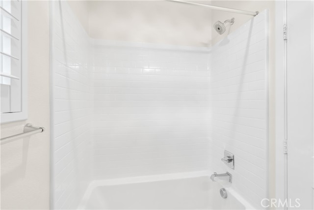 Detail Gallery Image 11 of 30 For 3231 E La Avenida, Ontario,  CA 91761 - 4 Beds | 3 Baths