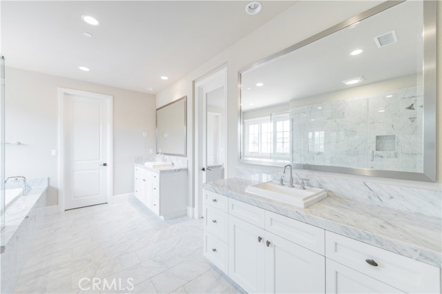 104 Quiet Place, Irvine CA: https://media.crmls.org/medias/45e46b1f-9abe-4606-ad36-09767bd44864.jpg