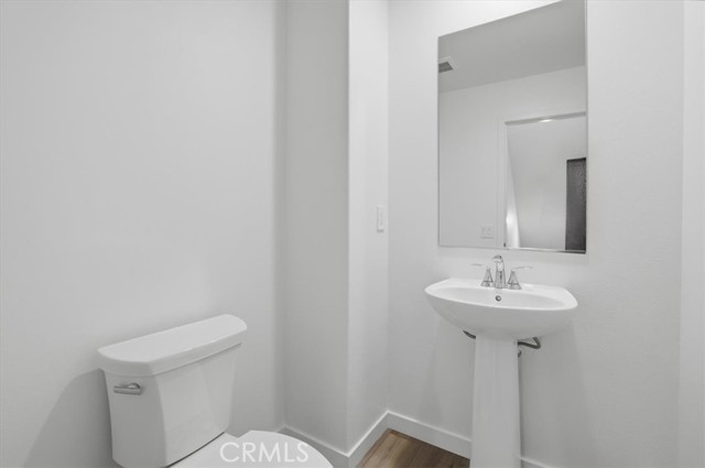 Detail Gallery Image 13 of 47 For 27323 Seven Oaks Ln, Valencia,  CA 91381 - 3 Beds | 3/1 Baths