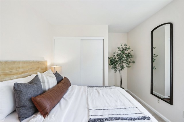 Detail Gallery Image 21 of 43 For 2909 Arizona Ave #3,  Santa Monica,  CA 90404 - 3 Beds | 2/1 Baths