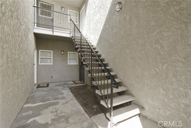 2 Bed Home for Sale in Saugus, California