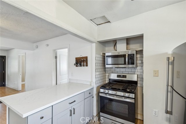 Detail Gallery Image 11 of 25 For 1536 N Calaveras St, Fresno,  CA 93728 - 2 Beds | 1 Baths