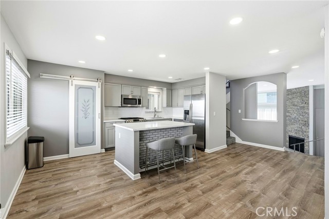 Detail Gallery Image 2 of 27 For 9950 Topanga Canyon Bld #58,  Chatsworth,  CA 91311 - 3 Beds | 2/1 Baths