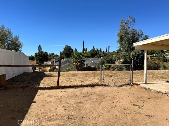 Detail Gallery Image 10 of 18 For 11849 Vista De Cerros Dr, Moreno Valley,  CA 92555 - 4 Beds | 3 Baths